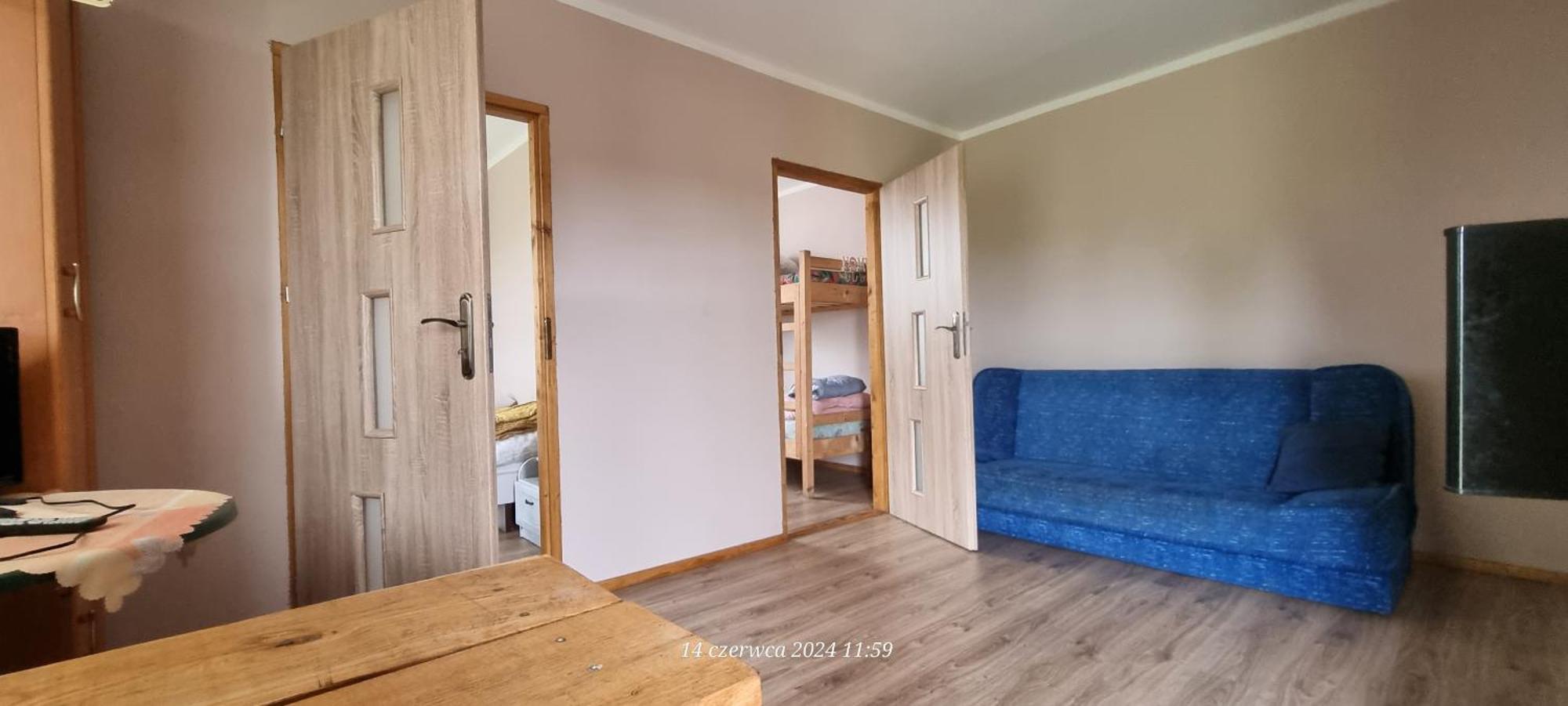 Konie Nobis 604-217-328 Apartment *